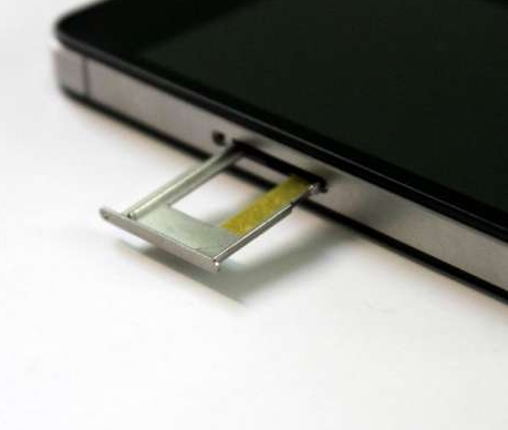 Сим слот iPhone